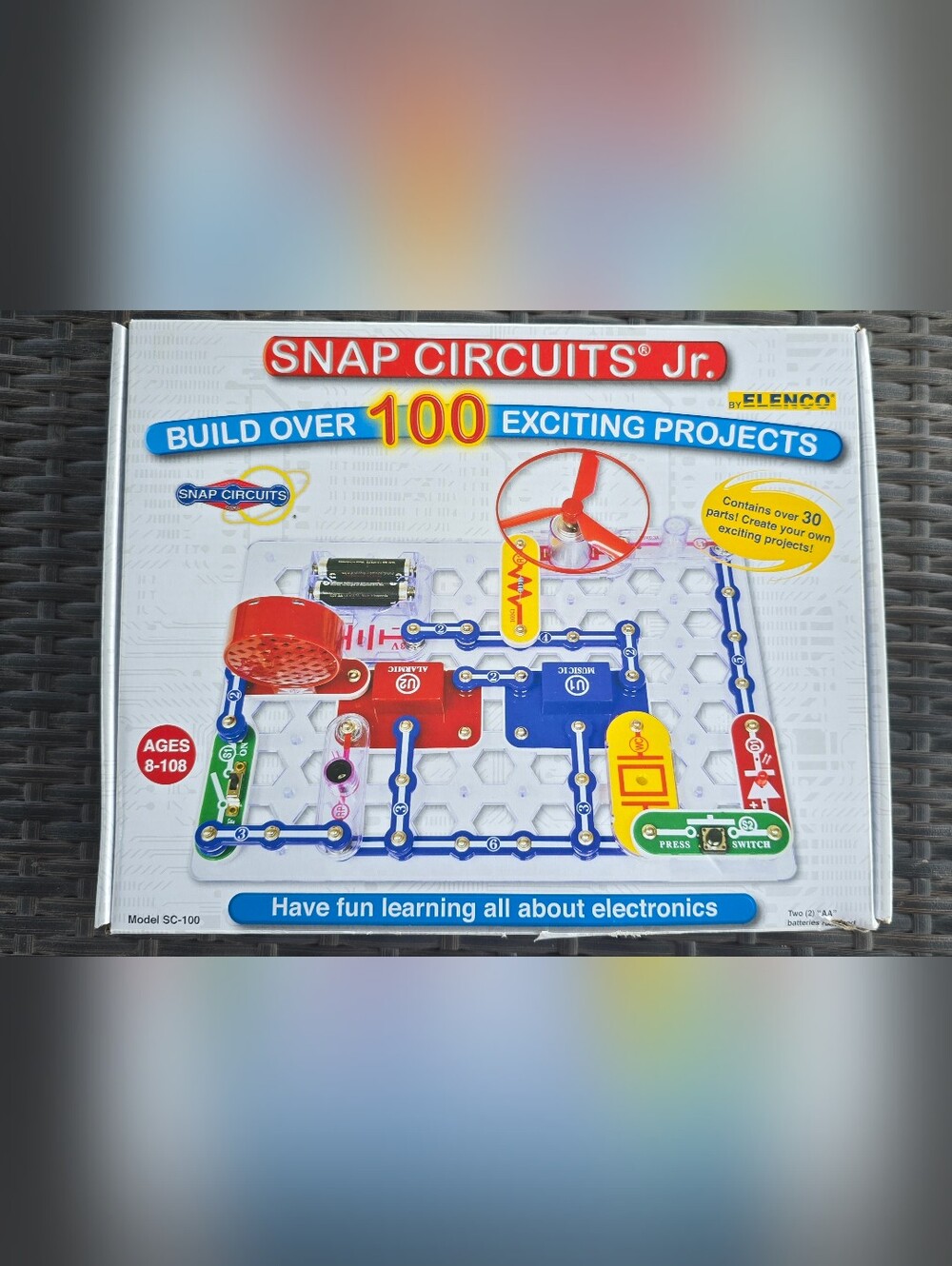 Snap Circuits Jr. SC-100 Electronics Kit STEM Toy - 100% COMPLETE- Like New